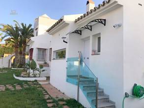 Thumbnail von Villa For Sale in Benalmadena, Málaga