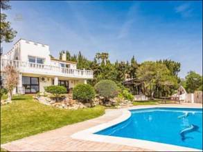 Thumbnail von Villa For Sale in Estepona, Málaga