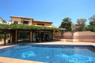 Thumbnail von Villa For Sale in Fuengirola, Málaga