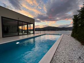 Thumbnail von Hochwertige Luxusvilla mit Swimmingpool mit Panorama-Meerblick, Insel Ciovo, Dalmatien