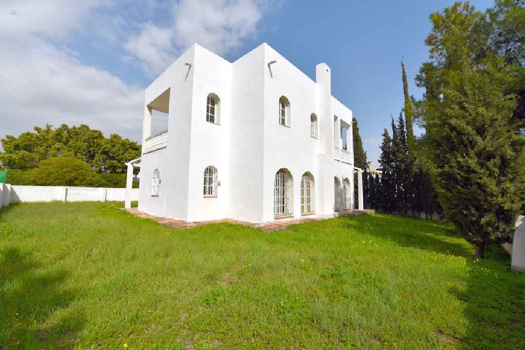 Luxus-Villa in Nueva Andalucia R2862737