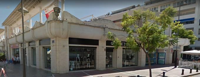  Puerto Banús Commercial Property ES91486