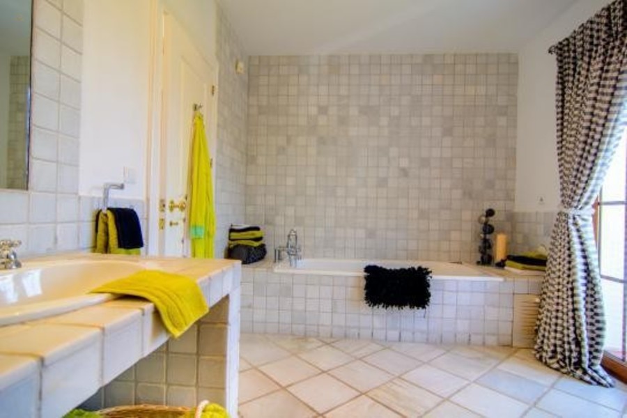 Thumbnail von Luxus-Villa in El Paraiso