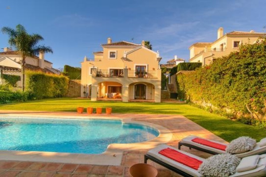 Thumbnail von Luxus-Villa in El Paraiso