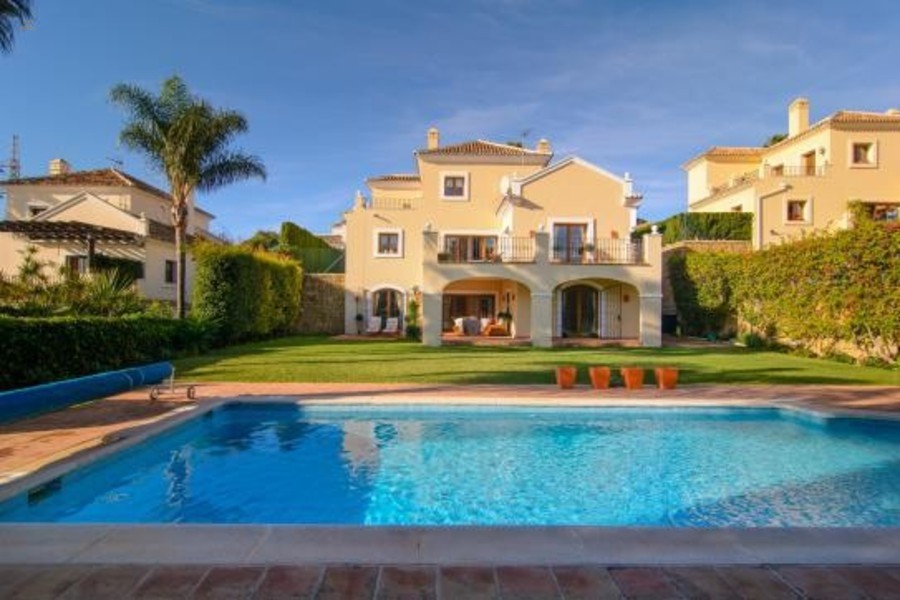 Thumbnail von Luxus-Villa in El Paraiso