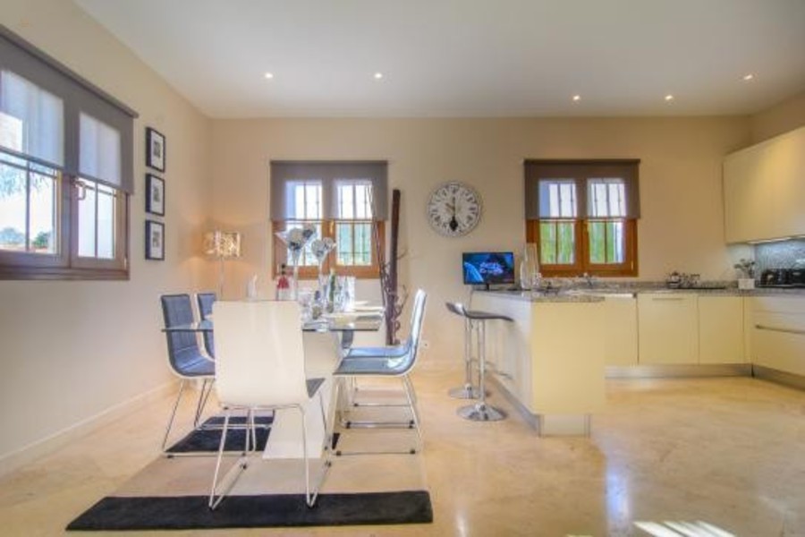 Thumbnail von Luxus-Villa in El Paraiso