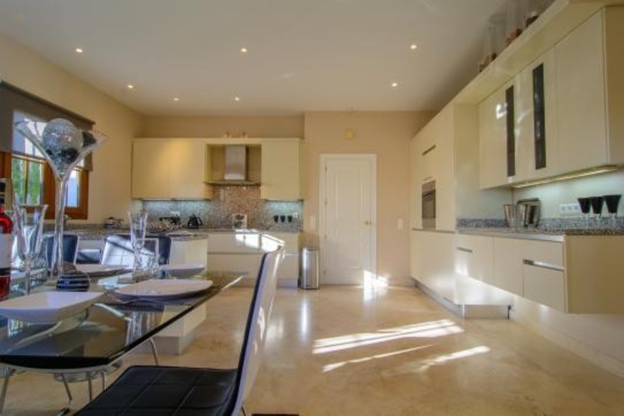 Thumbnail von Luxus-Villa in El Paraiso