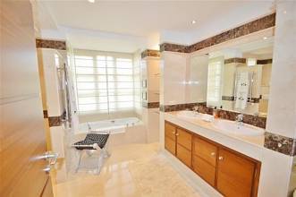 Thumbnail von Luxus-Villa in Nueva Andalucia R2858642