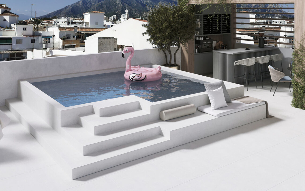  Marbella Commercial Property ES136105