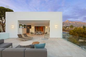 Thumbnail von Nueva Andalucía Villa ES135891