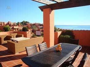 Thumbnail von Luxus-Wohnung in Los Monteros R2152969