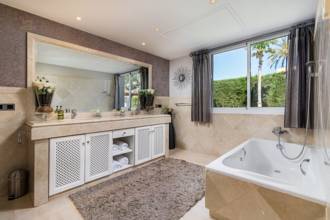 Thumbnail von Marbella Villa ES132644