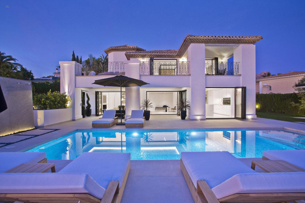  Marbella Villa ES132230