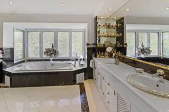 Thumbnail von Estepona Villa ES131709