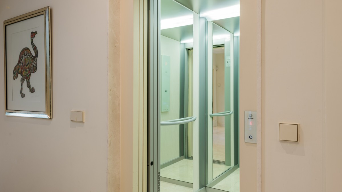 Thumbnail von Marbella Villa ES131414