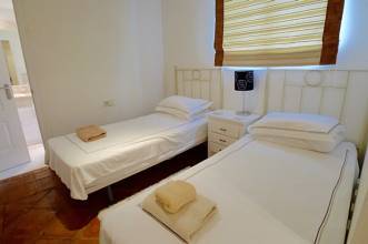 Thumbnail von Luxus-Villa in La Duquesa R2786066