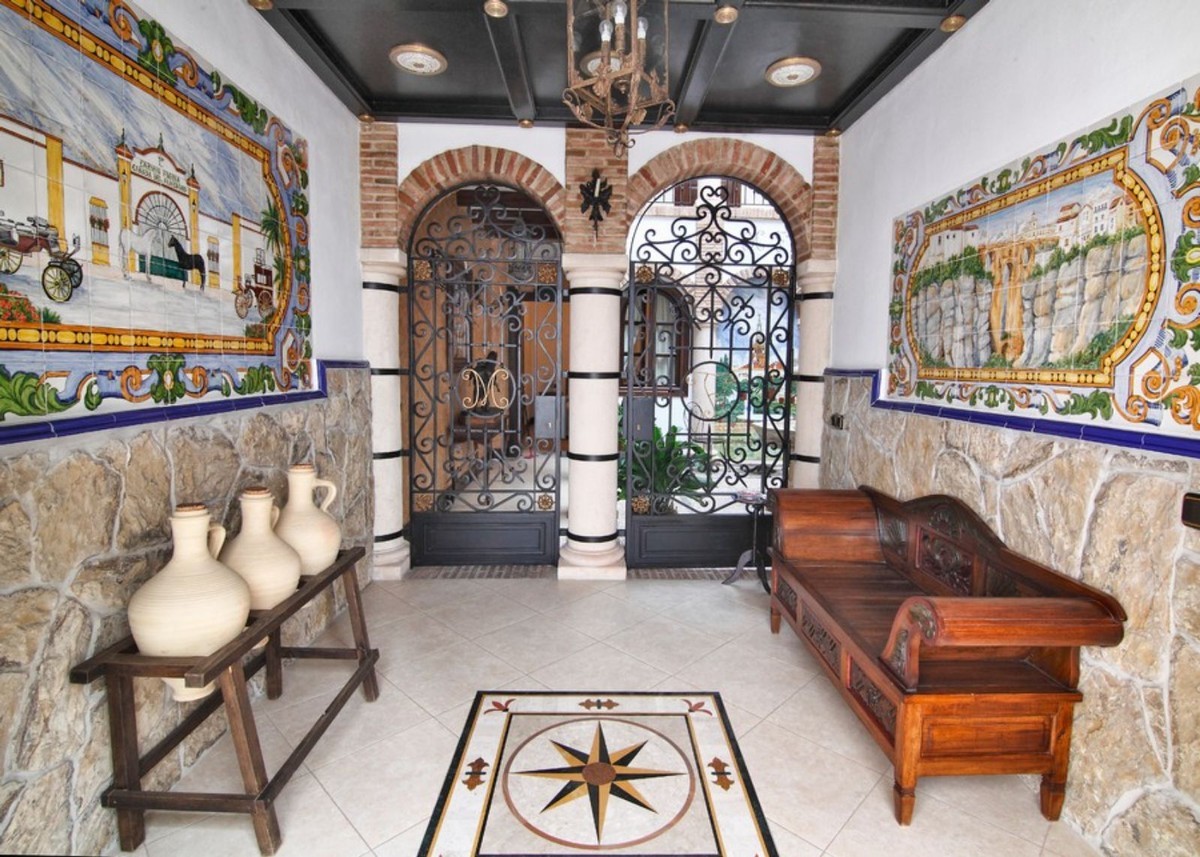 Thumbnail von Estepona Commercial Property ES125145