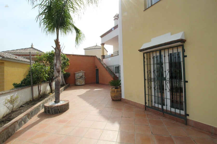 Thumbnail von Luxus-Villa in Torrox Costa R2864159