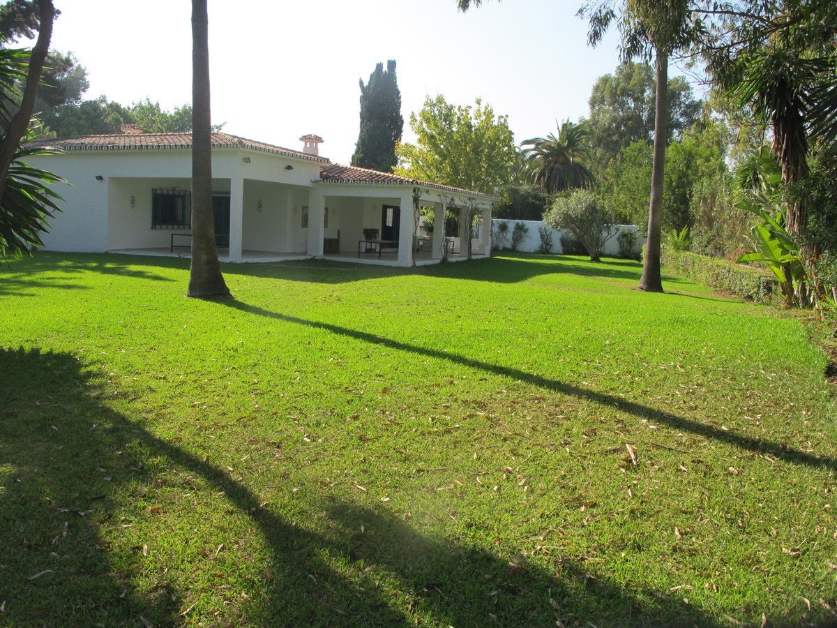 Thumbnail von Guadalmina Baja Land ES122751