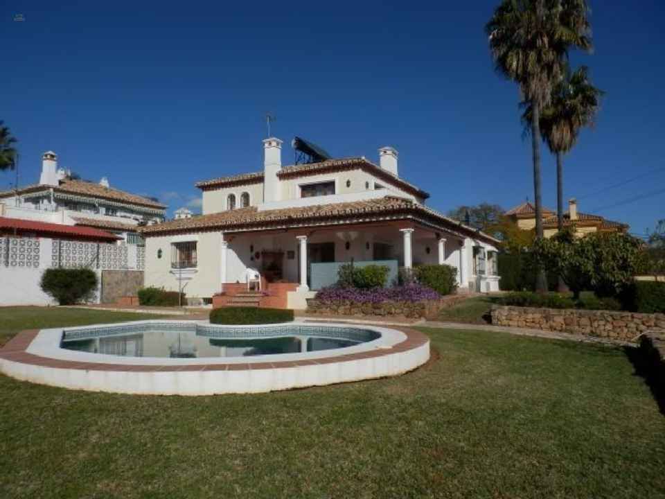 Luxus-Villa in Marbella R286306