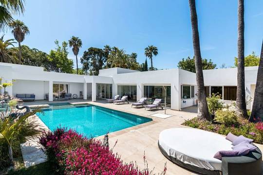  El Paraiso Villa ES91335