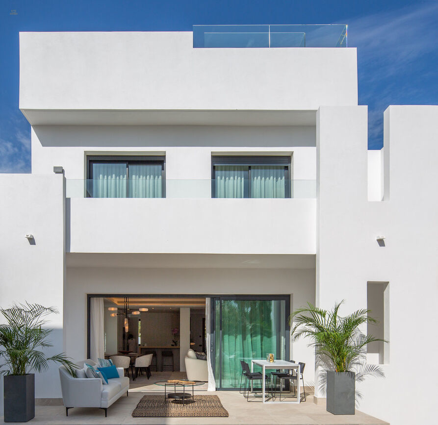 Town House For Sale in Nueva Andalucia, Málaga