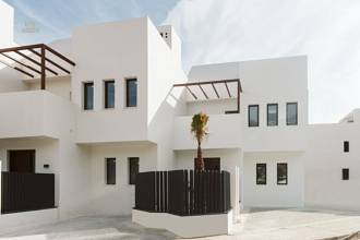 Thumbnail von Town House For Sale in Nueva Andalucia, Málaga