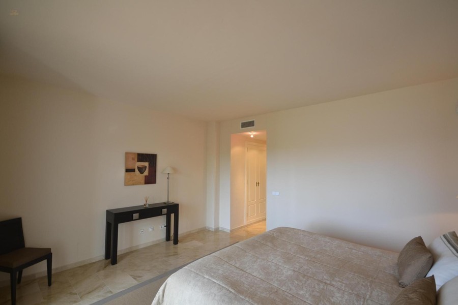 Thumbnail von Luxus-Wohnung in Los Monteros