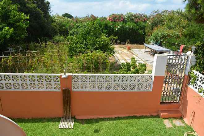 Villa For Sale in Las Chapas, Málaga