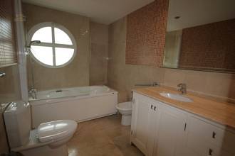 Thumbnail von Villa For Sale in Sierrezuela, Málaga