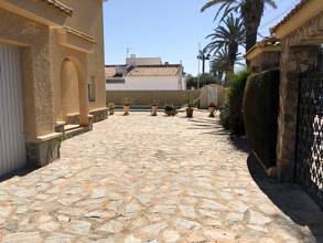 Thumbnail von Villa For Sale in Cabo Roig, Alicante