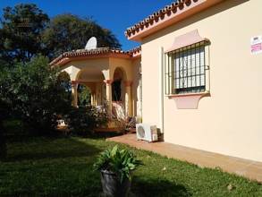 Thumbnail von Luxus-Villa in Estepona R2840387