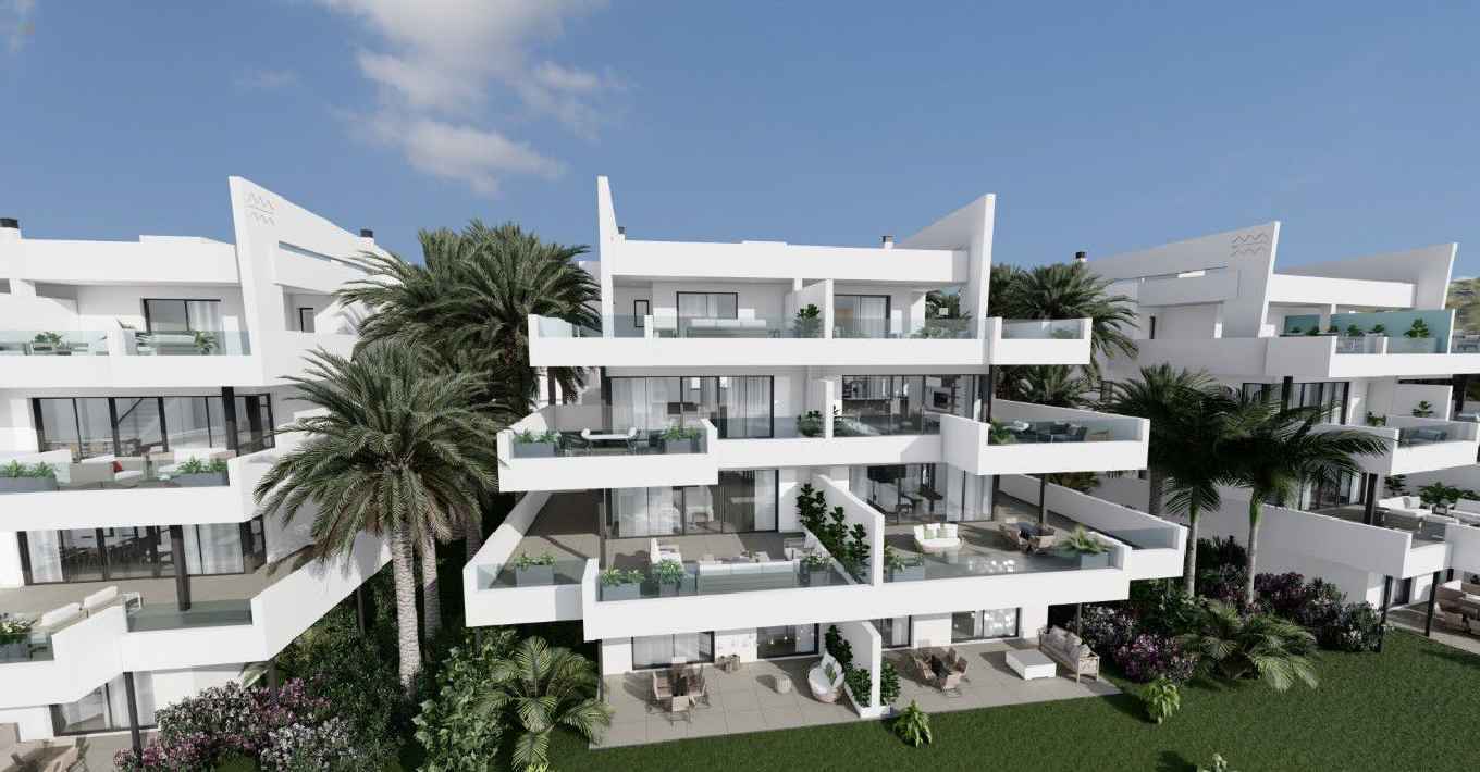 Apartment For Sale in Estepona, Málaga