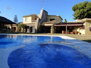 Thumbnail von Luxus-Villa in El Coto R2839178