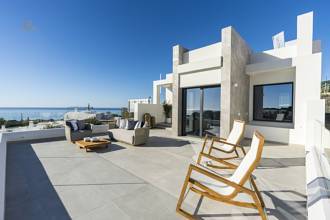 Thumbnail von Villa For Sale in Puerto Cabopino, Málaga