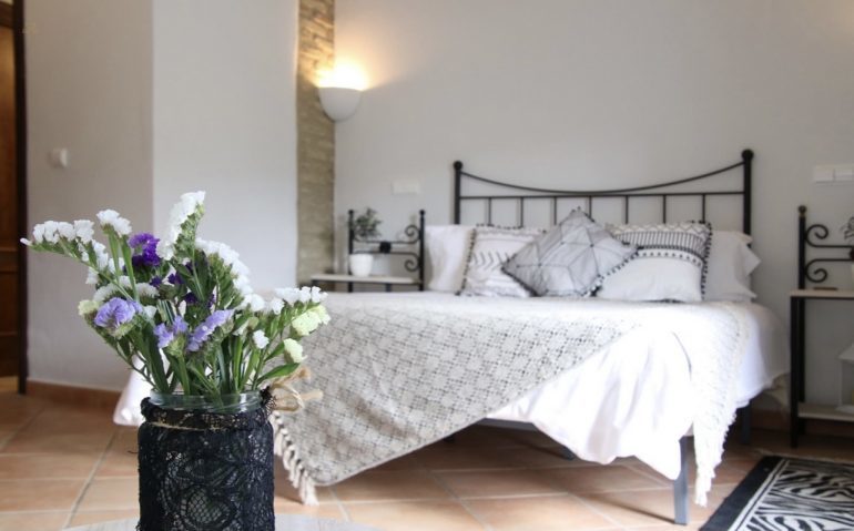 Thumbnail von Commercial Property For Sale in Cortes De LA Frontera, Málaga