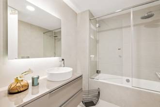 Thumbnail von Apartment For Sale in Estepona, Málaga