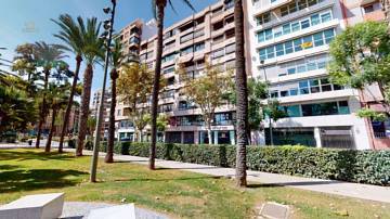 Thumbnail von Apartment For Sale in Alicante City