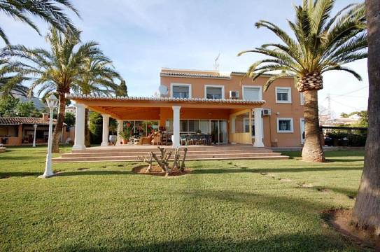 Villa For Sale in Javea, Alicante