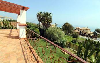Thumbnail von Villa For Sale in Manilva, Málaga