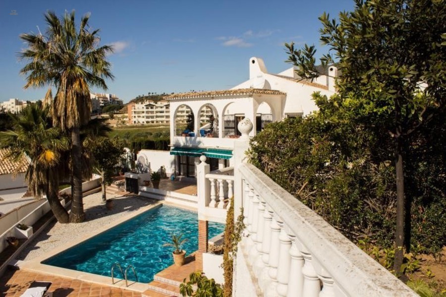 Thumbnail von Luxus-Villa in Benalmadena R2827664