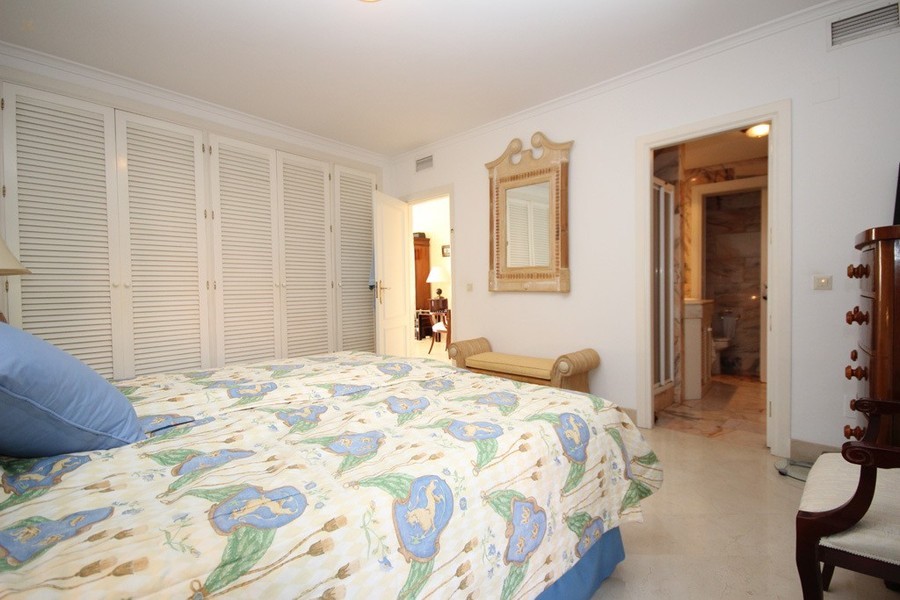 Thumbnail von Luxus-Wohnung in Elviria R2818391