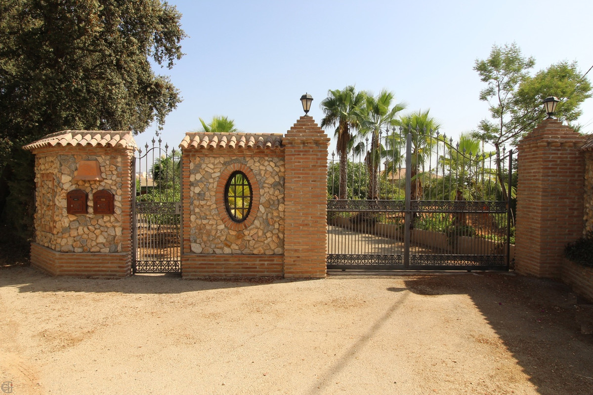Thumbnail von Villa For Sale in Alhaurin el Grande, Málaga