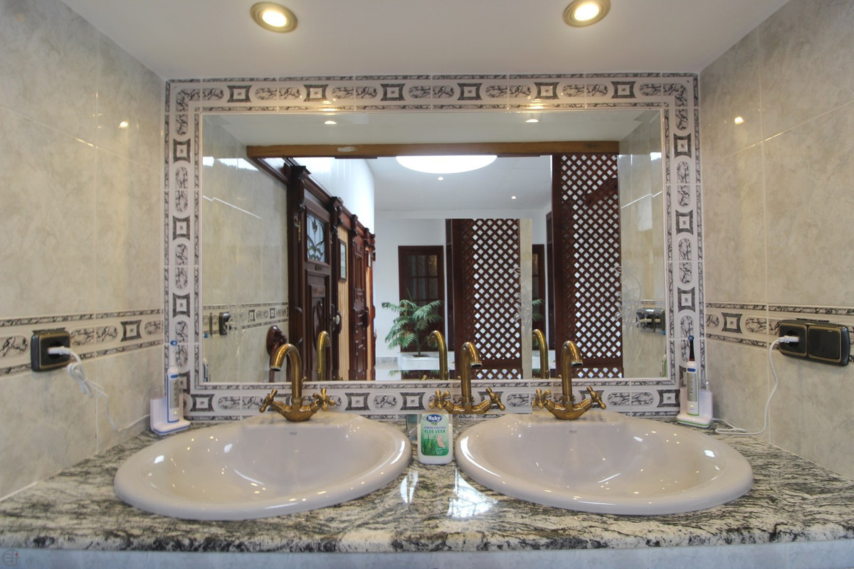 Thumbnail von Villa For Sale in Alhaurin el Grande, Málaga