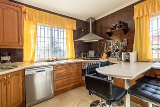 Thumbnail von Villa For Sale in Manilva, Málaga