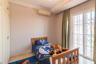 Thumbnail von Villa For Sale in Manilva, Málaga