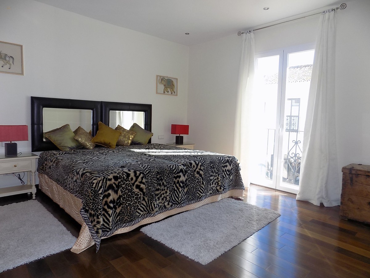 Thumbnail von Apartment For Sale in Puerto Banús, Málaga