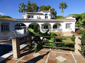 Thumbnail von Villa For Sale in Elviria, Málaga