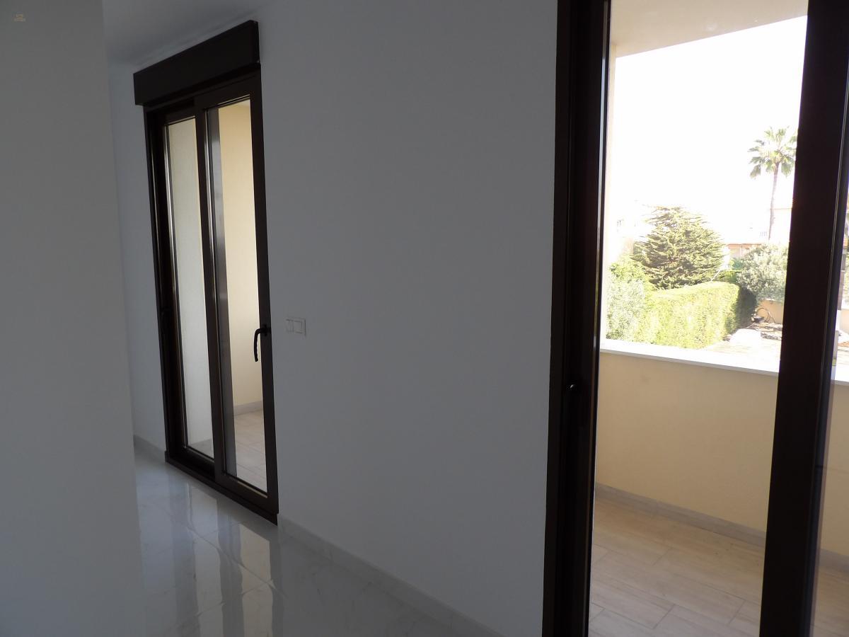 Thumbnail von Villa For Sale in Torrevieja, Alicante