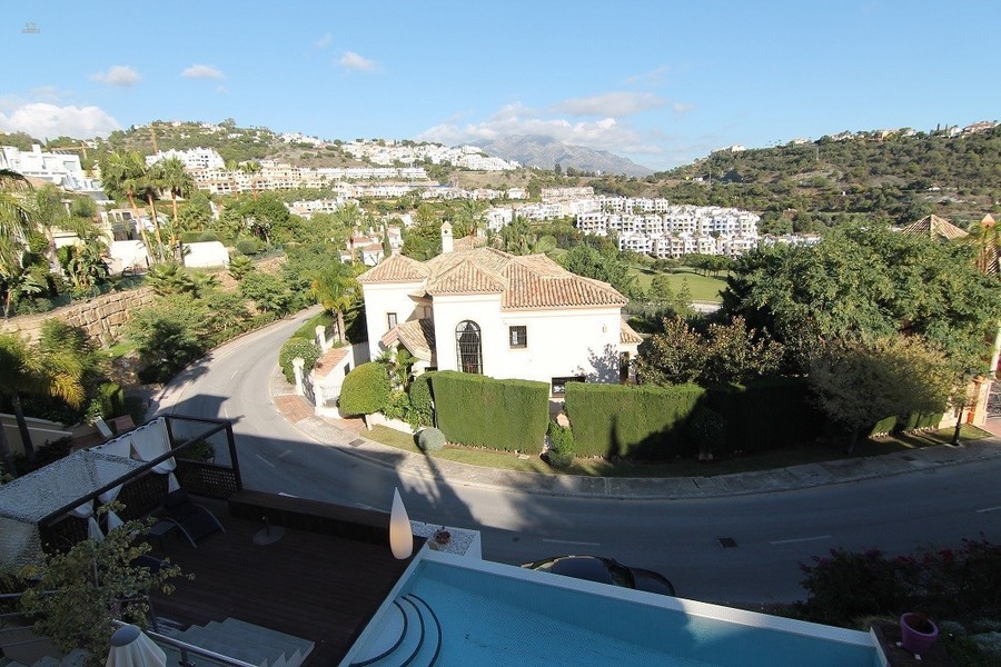 Luxus-Villa in Los Arqueros R2807132